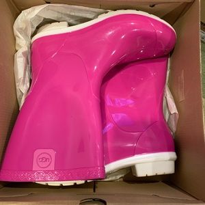 UGGs Sienna Women’s Rain Boots Neon Pink size 8